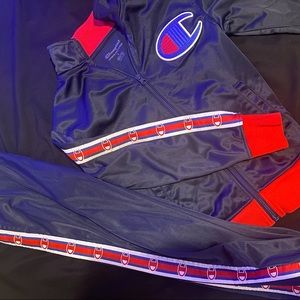 CHAMPION BOYS (S) SWEATSUIT : UNISEX